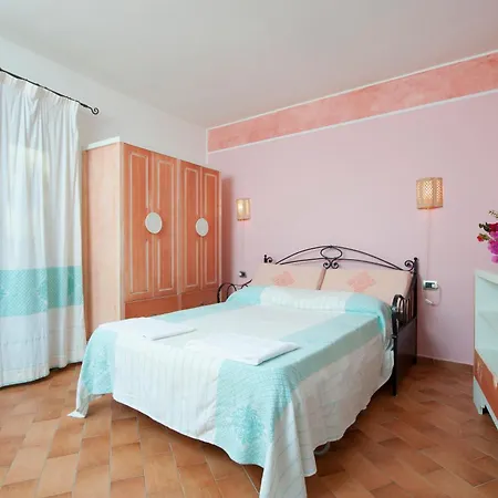 Isa-residence With Swimming-pool In Campulongu Just 600 Mt From The Sea *
