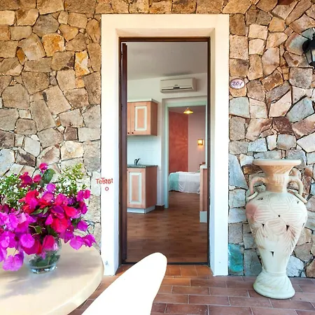 Isa-residence With Swimming-pool In Campulongu Just 600 Mt From The Sea Aparthotel
