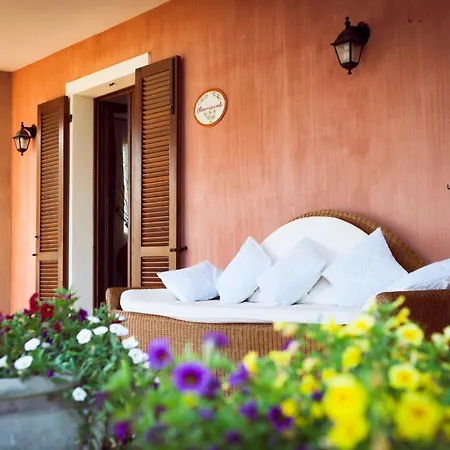 Isa-residence With Swimming-pool In Campulongu Just 600 Mt From The Sea Aparthotel